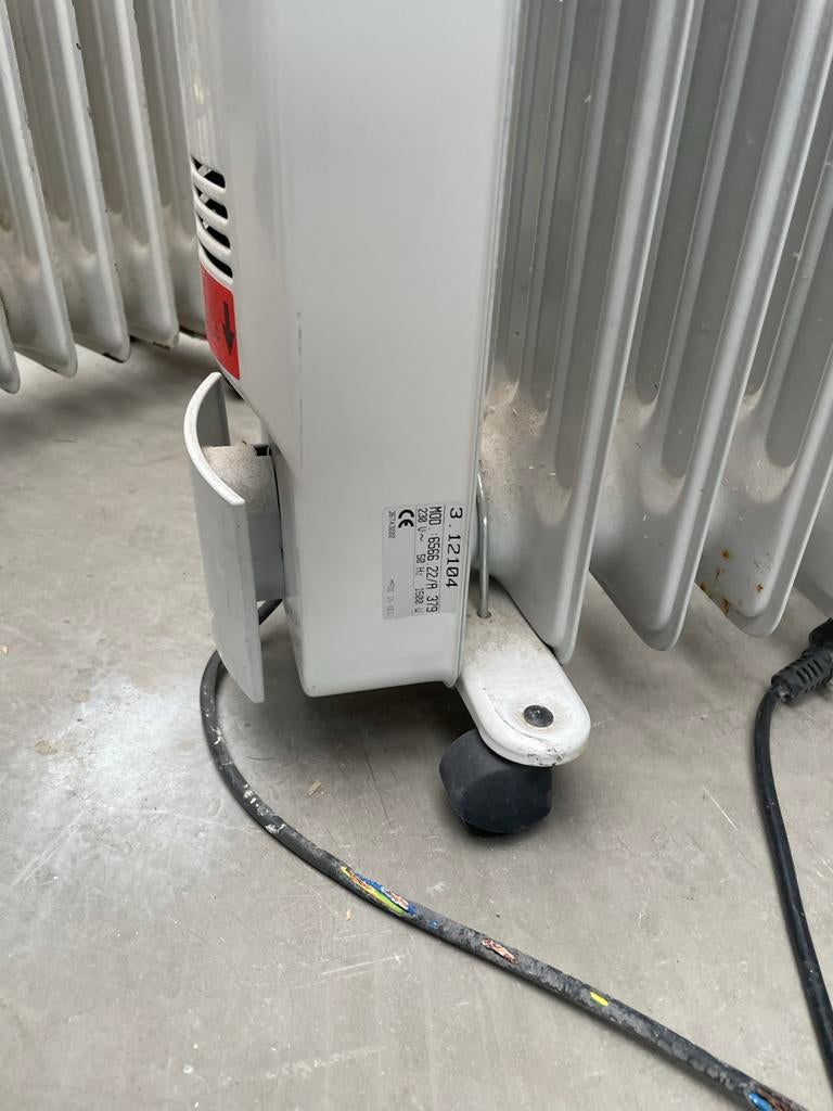 Tefal Oliekachel / Radiator - Elektrisch, Huis en Inrichting, Ophalen, Oliekachel, Gebruikt, Elektrisch