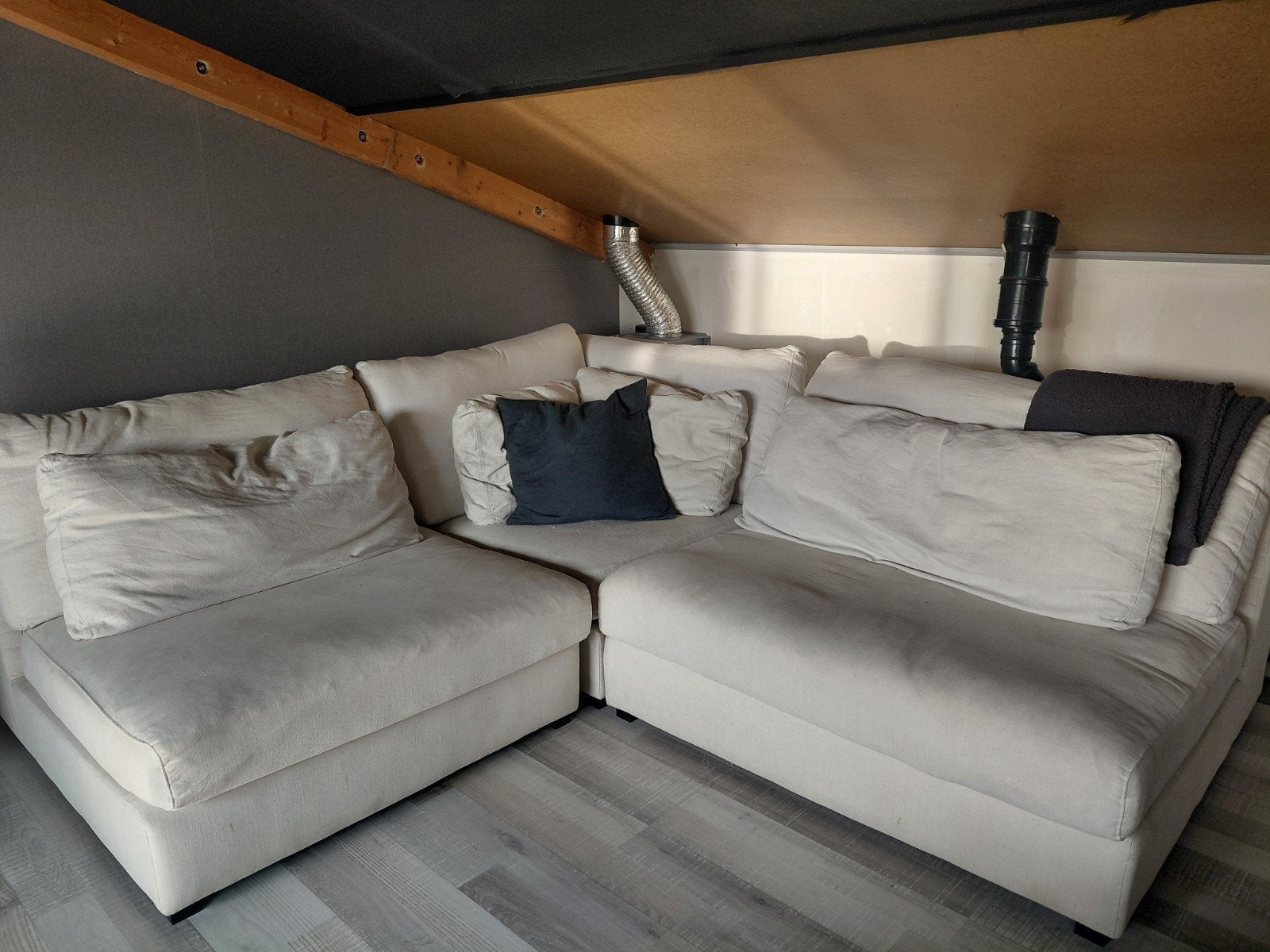 Gratis af te halen hoekbank - ideaal voor studenten, Ophalen, Gebruikt, 100 tot 125 cm, Hoekbank