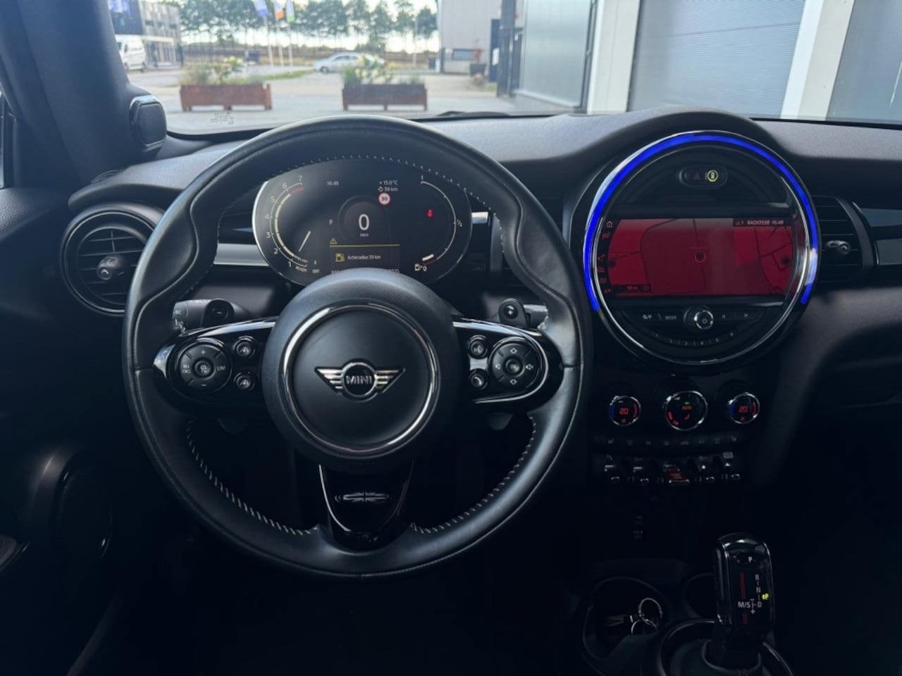Mini Mini 2.0 Cooper S | Pano | Volleder | Camera | LED, Auto's, Mini, Gebruikt, Zwart, Met garantie (alle), 4 stoelen
