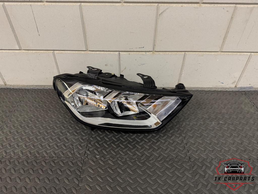 Audi a1 82a halogeen koplamp rehts 82a941004, Auto-onderdelen, Verlichting, AUDI AG, Kundenbetreuung@audi.de, Nieuw, Auto-Union-Strasse 1
85045  Ingolstadt, DE