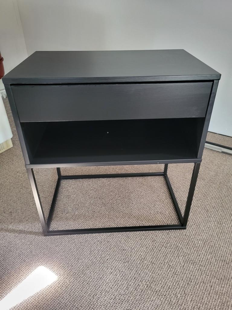 Nachtkast Vikhammer ikea 60x39x65, Huis en Inrichting, Ophalen of Verzenden, Gebruikt, 45 tot 65 cm, 55 tot 70 cm