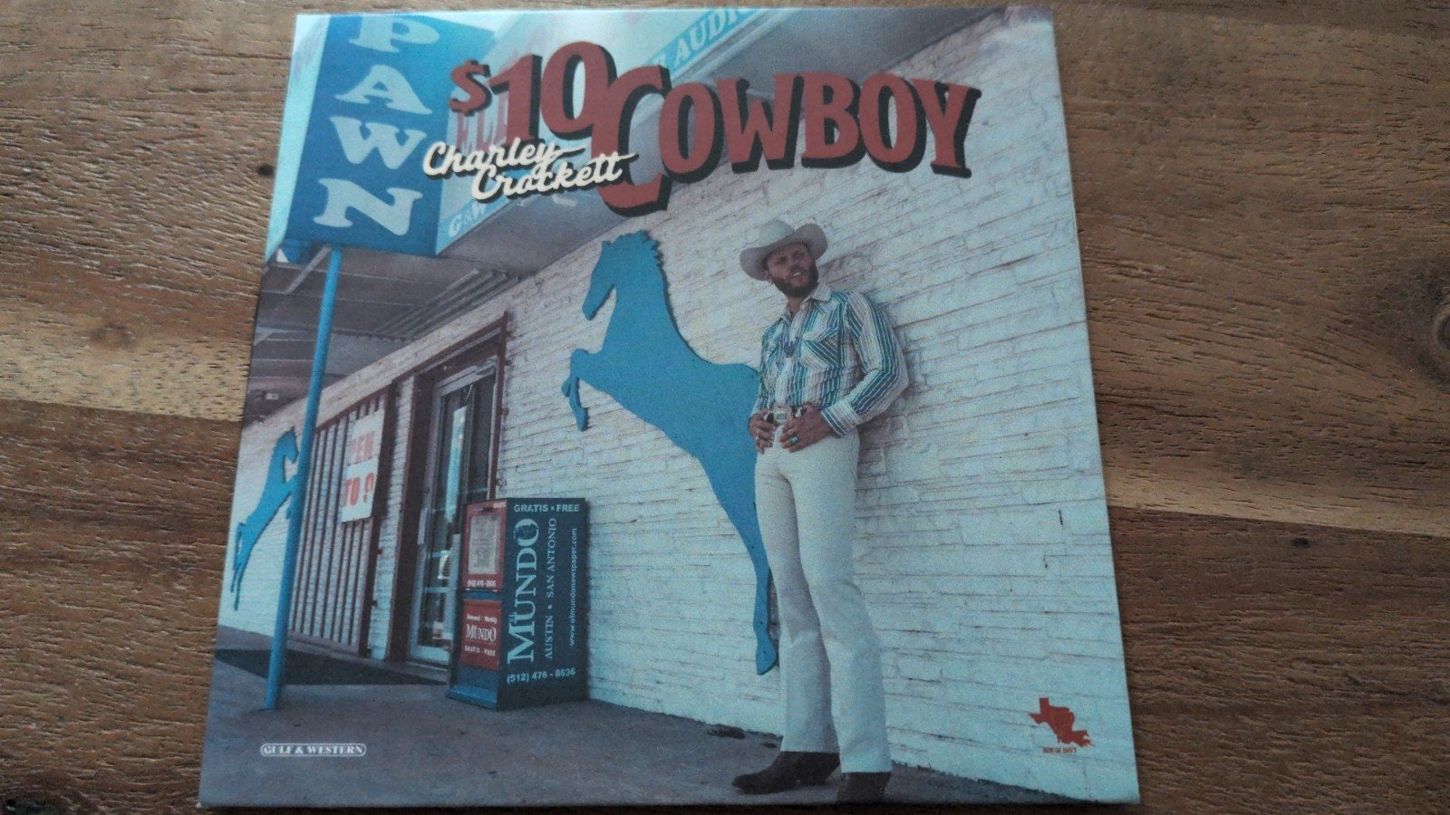 Charley Crockett - $10 Cowboy CD (Country/Folk), Inclusief boekje, Ophalen of Verzenden, Zo goed als nieuw, Country