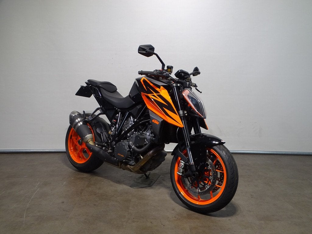 KTM 1290 SUPERDUKE R ABS - foto 2