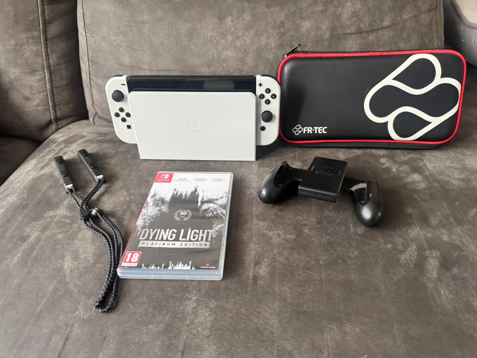 Nintendo Switch Oled + Dying Light, Ophalen of Verzenden, Zo goed als nieuw, Met 1 controller, Switch OLED