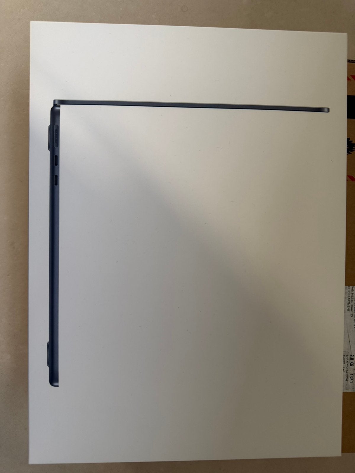 Gesealde MacBook Air midnight 13-inch M5-chip 512 GB NIEUW