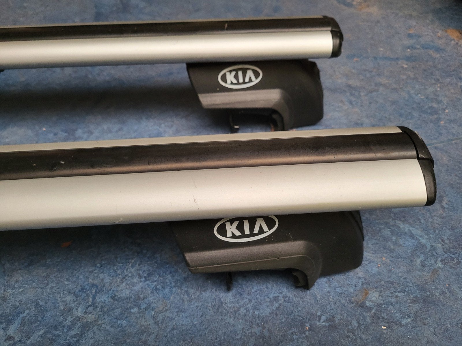 Originele KIA dakdragers met sleutels, Auto diversen, Ophalen, Gebruikt