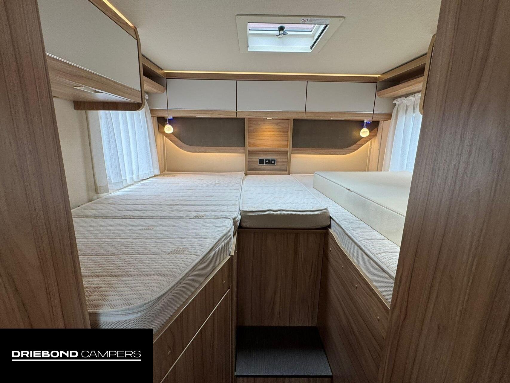 Hymer MLT 580 V6 190PK Enkele Bedden Led-Xenon Zonnepanelen, Automaat, Airbags, 6 tot 7 meter, Bedrijf