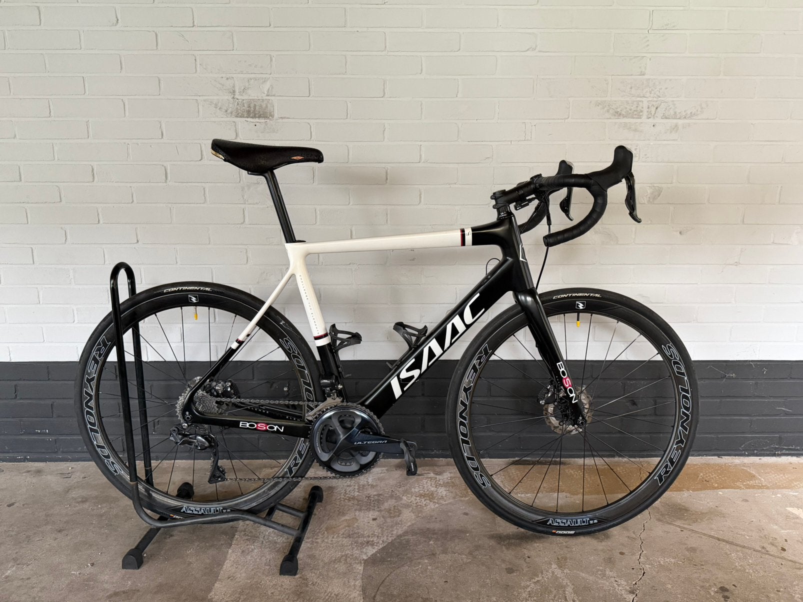 Isaac Boson maat 56, 28 inch, Carbon, Heren, Zo goed als nieuw