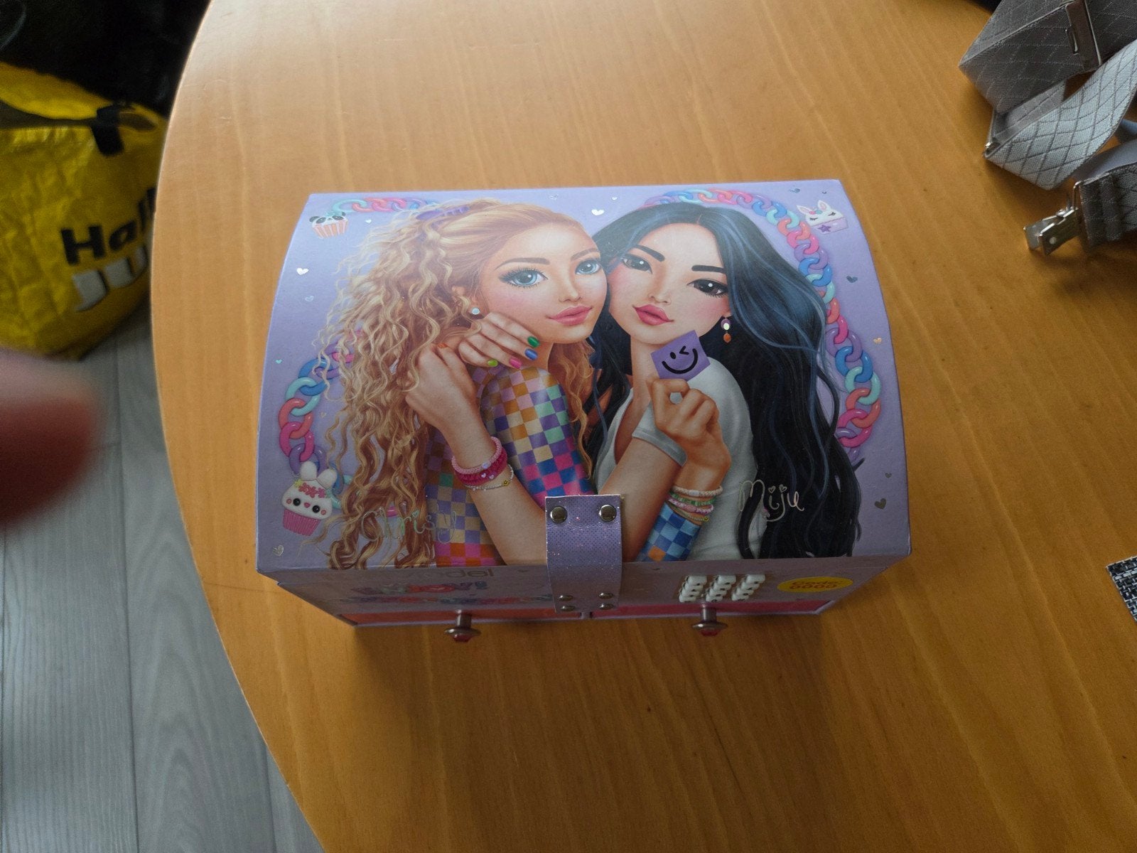 € 10,->> Top Model sieradendoos muziek, Ophalen of Verzenden