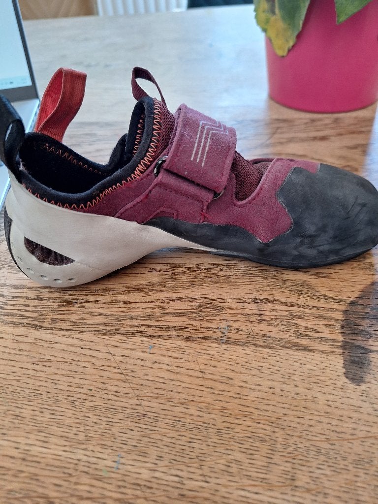 klim schoenen maat 39, Ophalen, Zo goed als nieuw, Klimsportschoenen