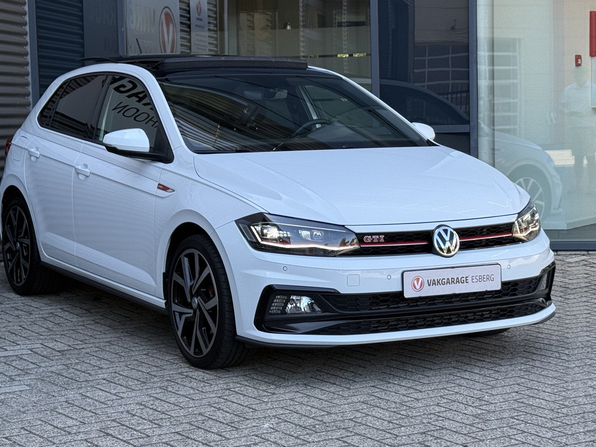 Volkswagen Polo 2.0 TSI GTI PANO,BRESCIA,NAV/CAM, 12 maanden, Stof, Gebruikt, Zwart