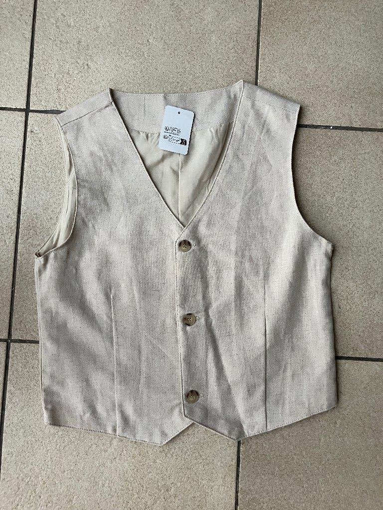 Nieuwe beige gilet - maat 146 / 152, Ophalen of Verzenden, Nieuw, Jongen, Trui of Vest