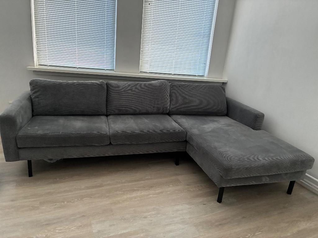 300€ - Dutch Tribes 3-seater sofa with chaise longue, Ophalen, Overige materialen, 250 tot 300 cm, Driepersoons