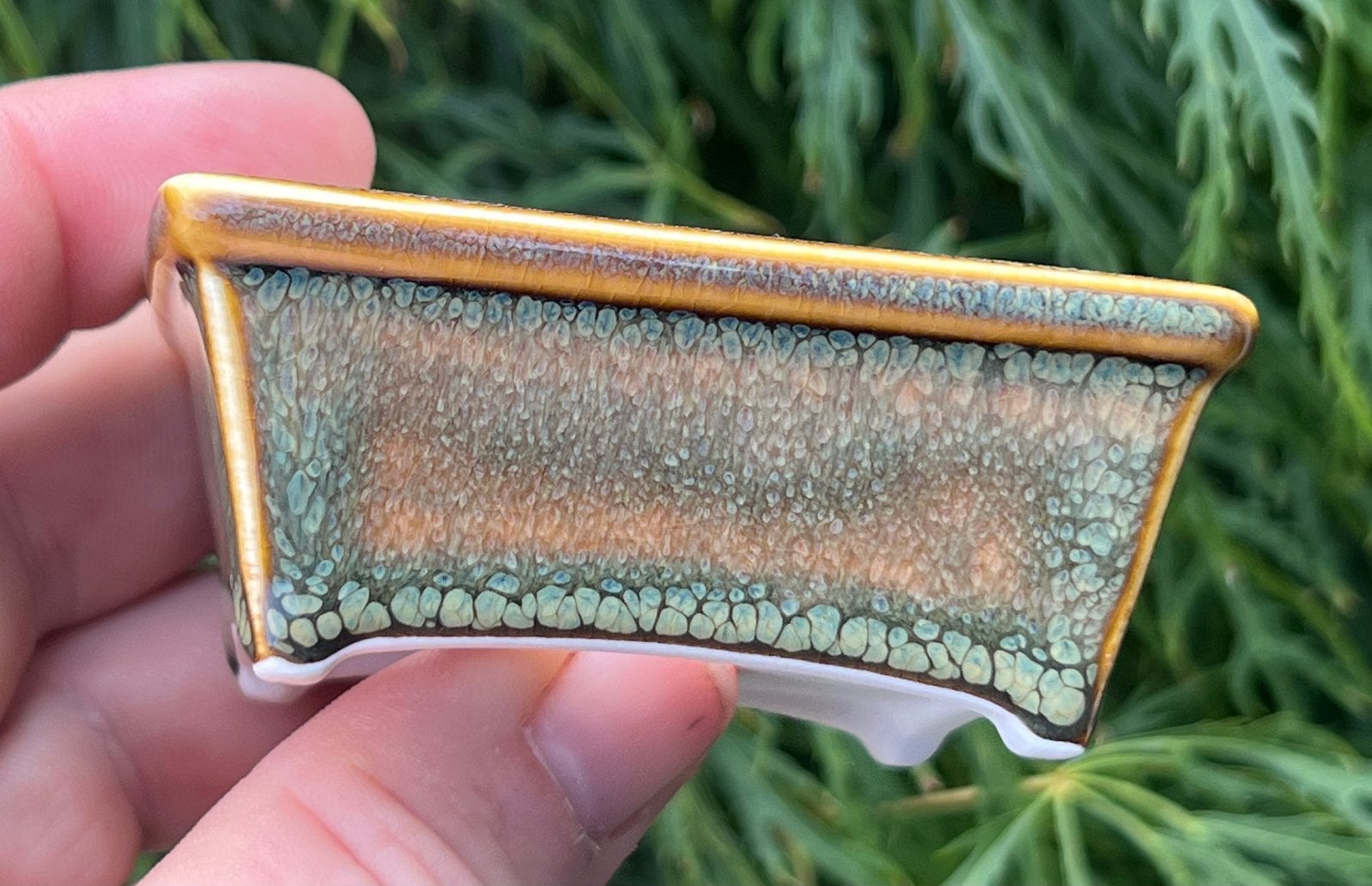 Bonsai pot handgemaakt groen-bruin tinten gemerkt 7,8x6,5x32, Nieuw, Ophalen of Verzenden, Aardewerk, Rechthoekig