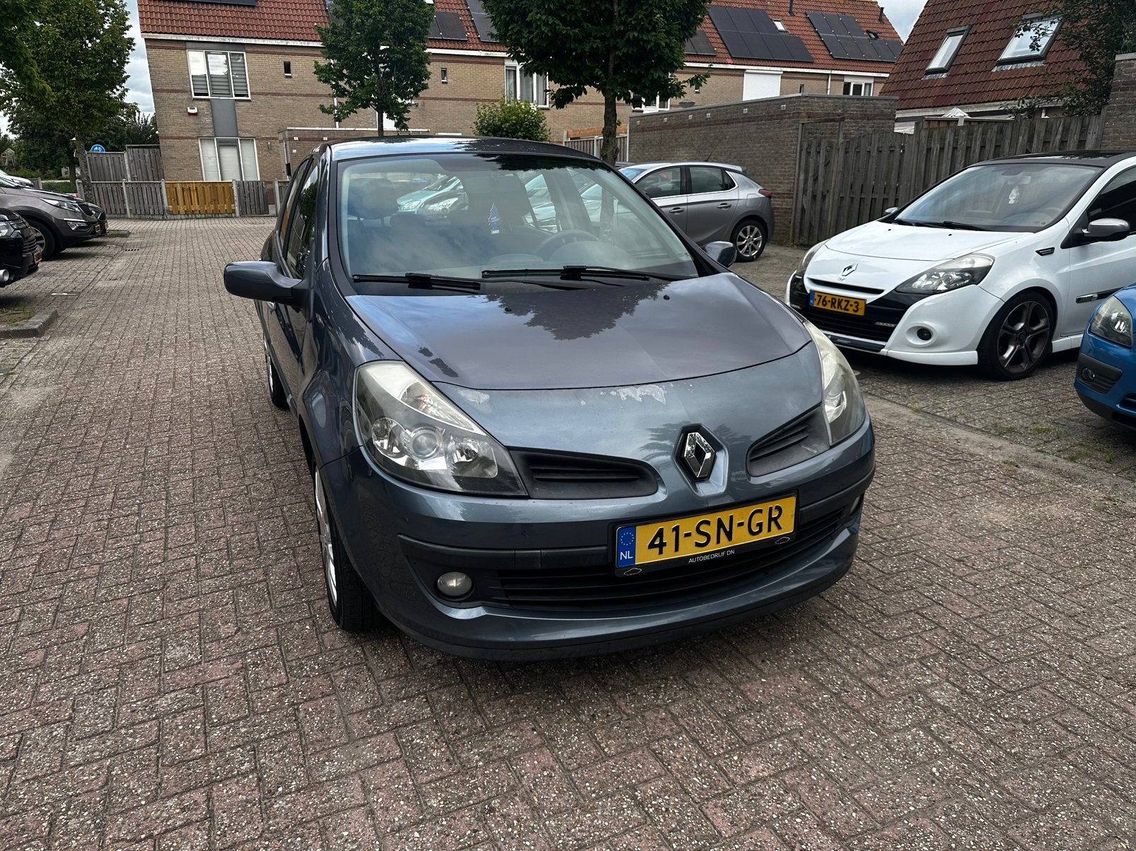 Renault Clio 1.4 16V 72KW Auth 5-DRS E4 2006 Blauw, Auto's, Voorwielaandrijving, 4 cilinders, 1200 kg, Handgeschakeld