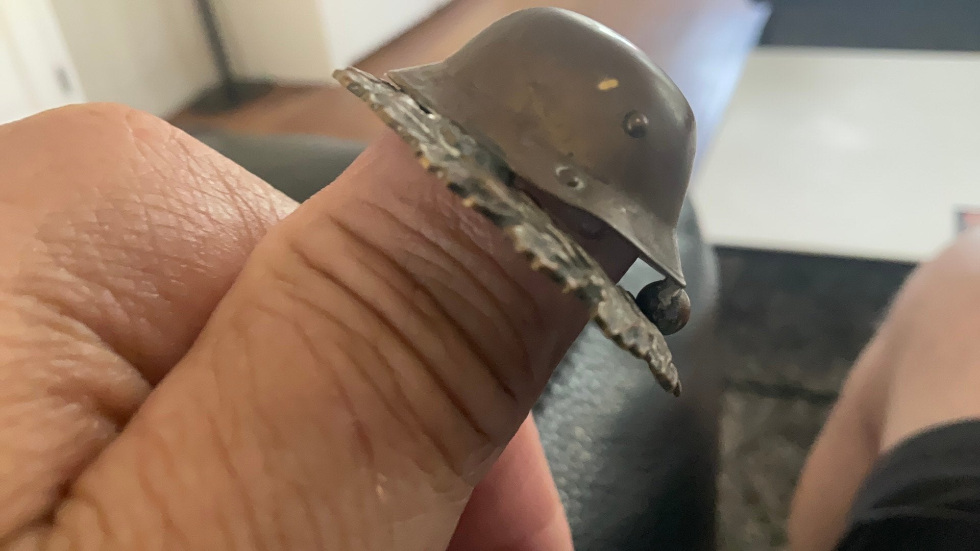 Ornametje, Verzamelen, Militaria | Tweede Wereldoorlog, Ophalen of Verzenden, Duitsland, Helm of Baret