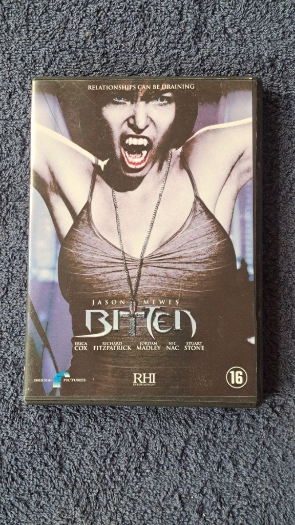 Bitten "Erica Cox", Alle leeftijden, Ophalen of Verzenden, Zo goed als nieuw, Overige genres