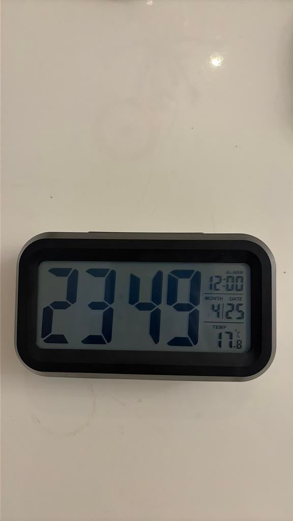 Alarm clock, Witgoed en Apparatuur, Wekkers, Ophalen, Nieuw, Digitaal