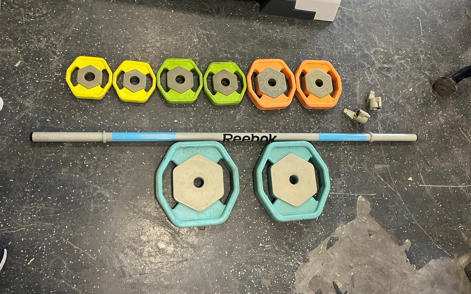 Reebok rep bodypump set 40 kg stang en schijven, Sport en Fitness, 40 kg, Gebruikt, Ophalen of Verzenden, Reebok