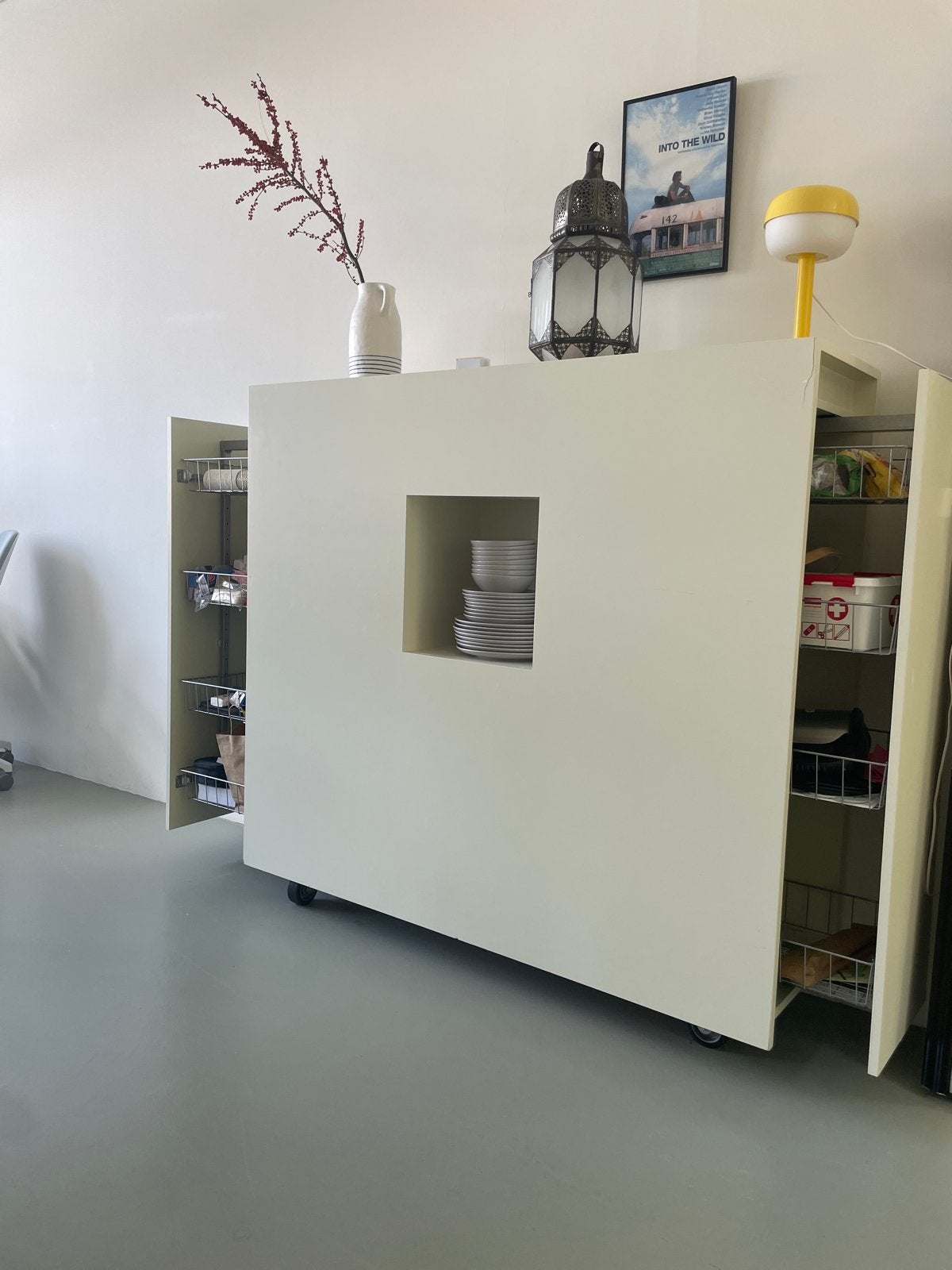 Multifunctionele verrijdbare kast met opbergruimte, Ophalen, Zo goed als nieuw