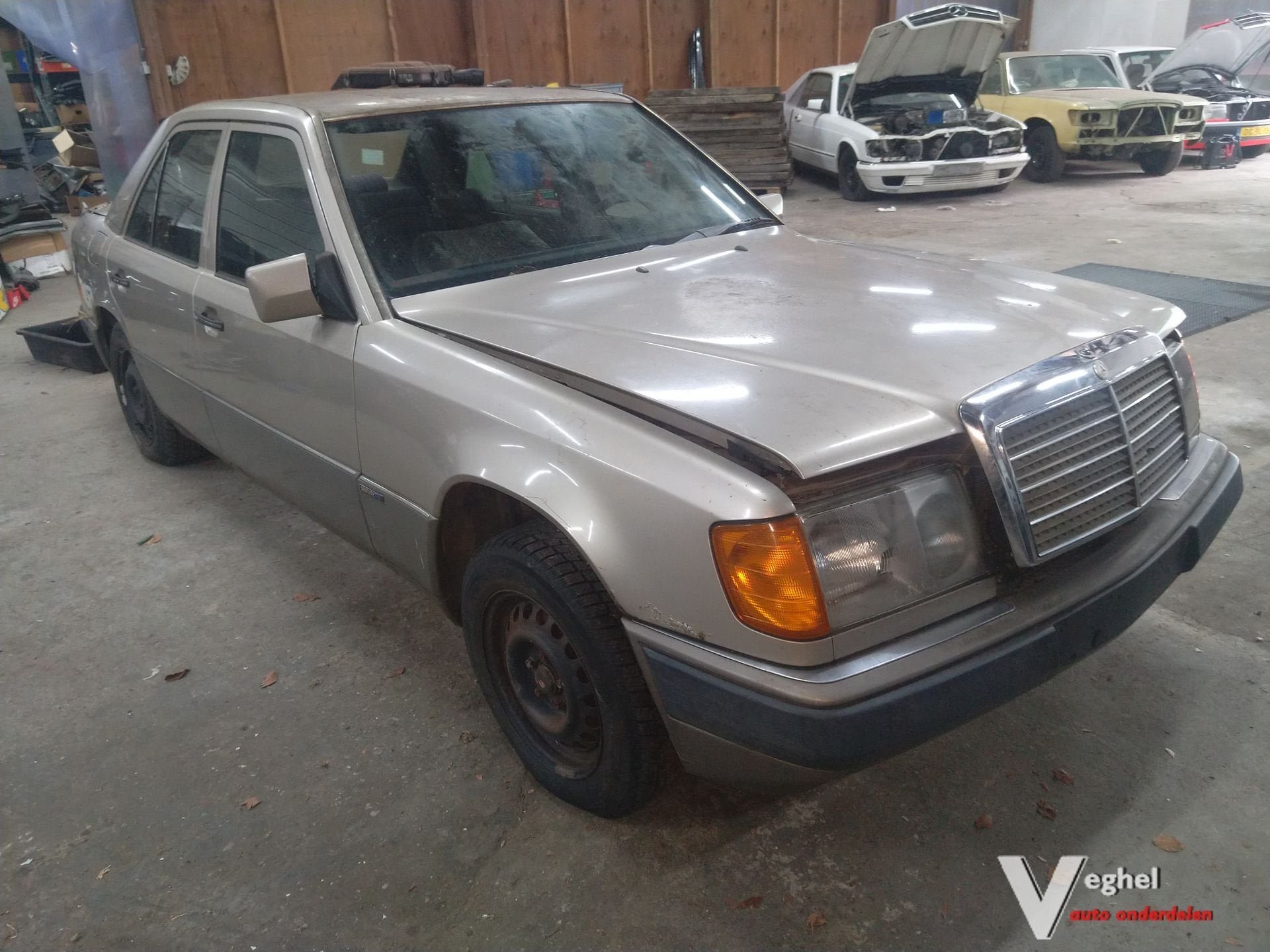 Mercedes w124 in onderdelen 2.3, Gebruikt, -, -, Ophalen of Verzenden