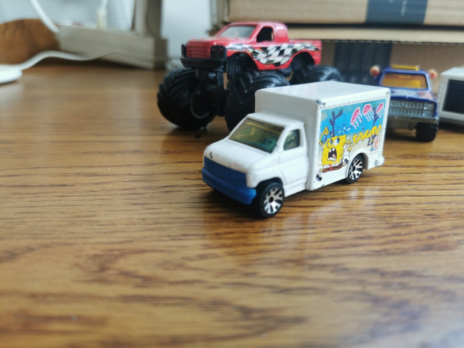 Matchbox Ford box truck met een Spongebob-thema., Ophalen of Verzenden, Gebruikt