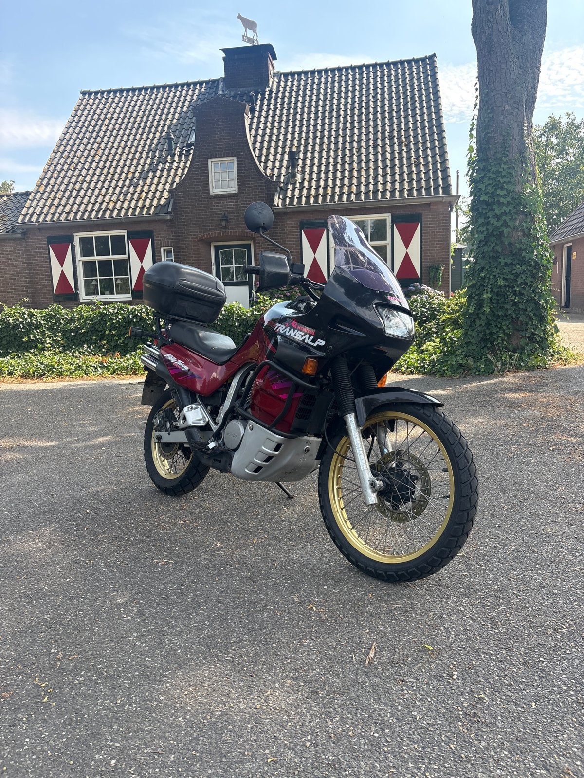 Honda Transalp XL600V - Toermotor met topkoffer, Motoren, 2 cilinders, Motorrijbewijs A, Gebruikt, Particulier