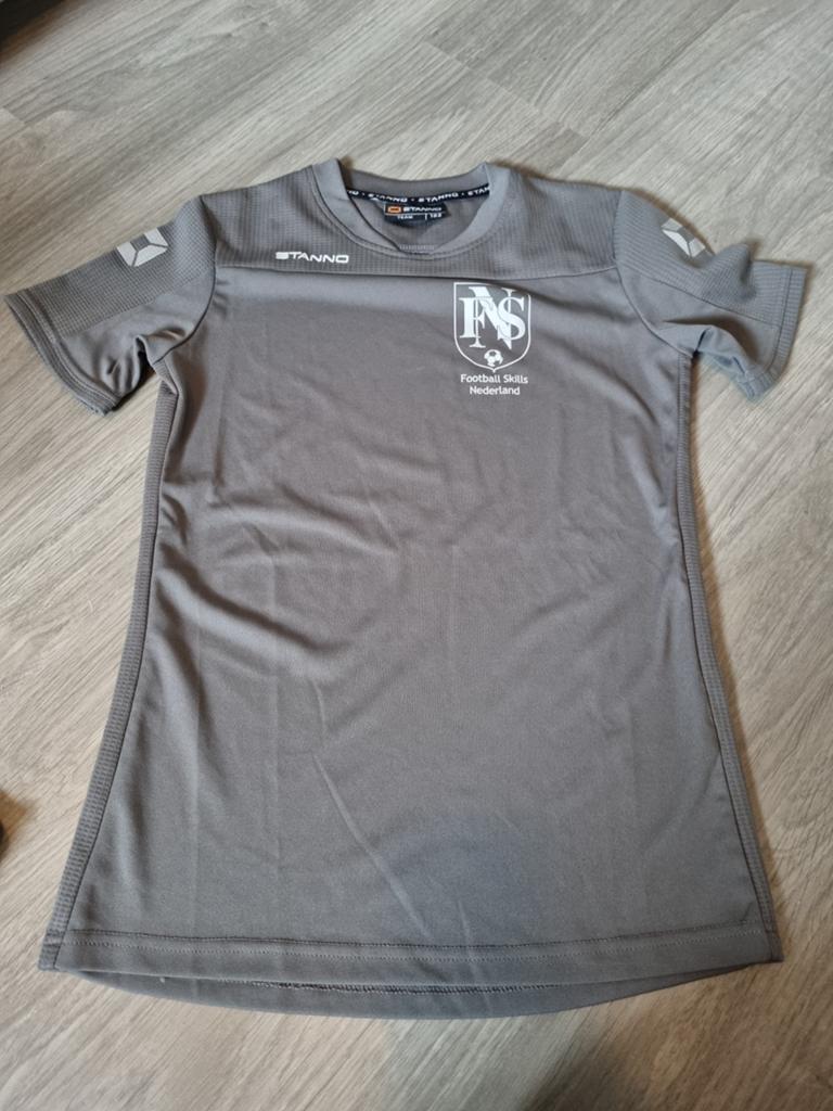 Trainings shirt maat 152, Ophalen, Zo goed als nieuw, Overige typen