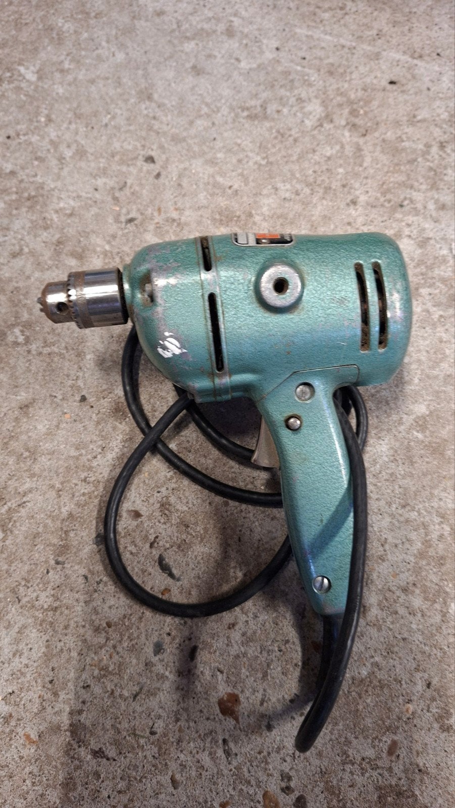 Vintage Black & Decker D400 Boormachine - 250W, Ophalen of Verzenden, Gebruikt, Minder dan 400 watt, Boormachine