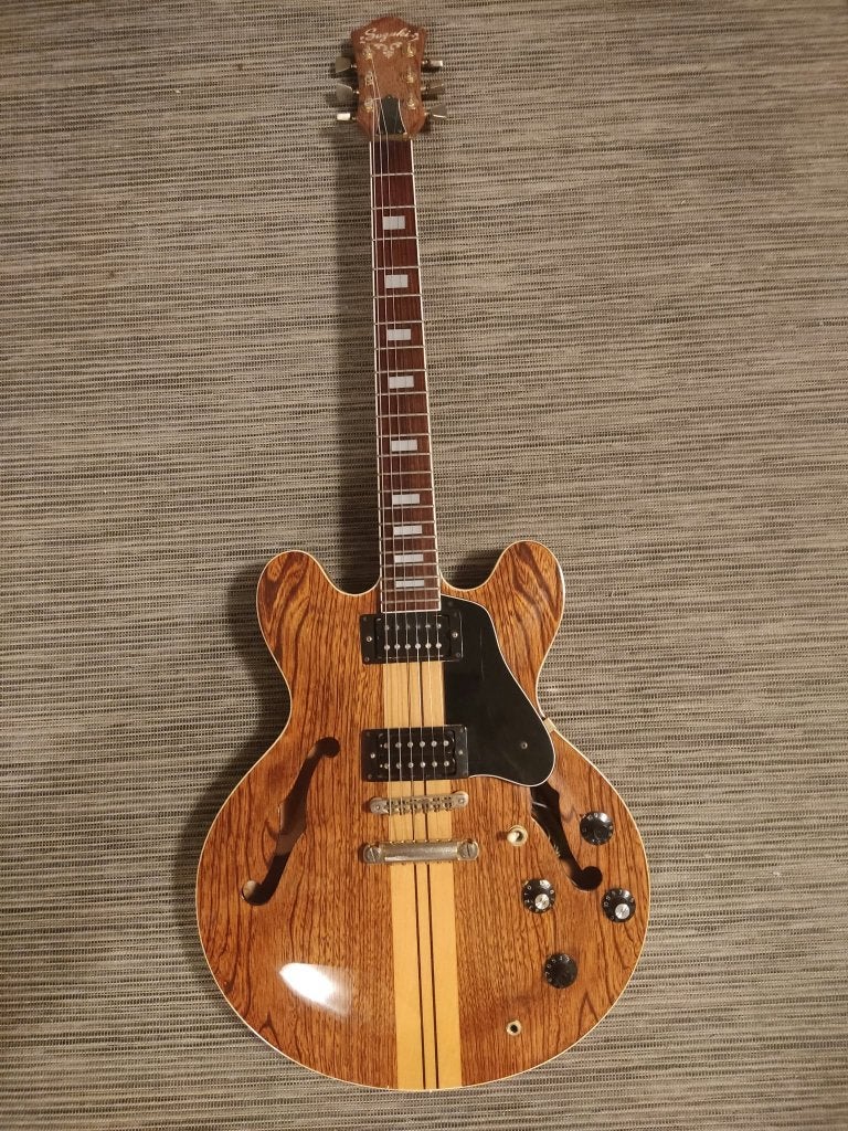 Foto 3 van Zeldzame vintage Suzuki Semi-Hollow jaren ’70 – ES-335 style