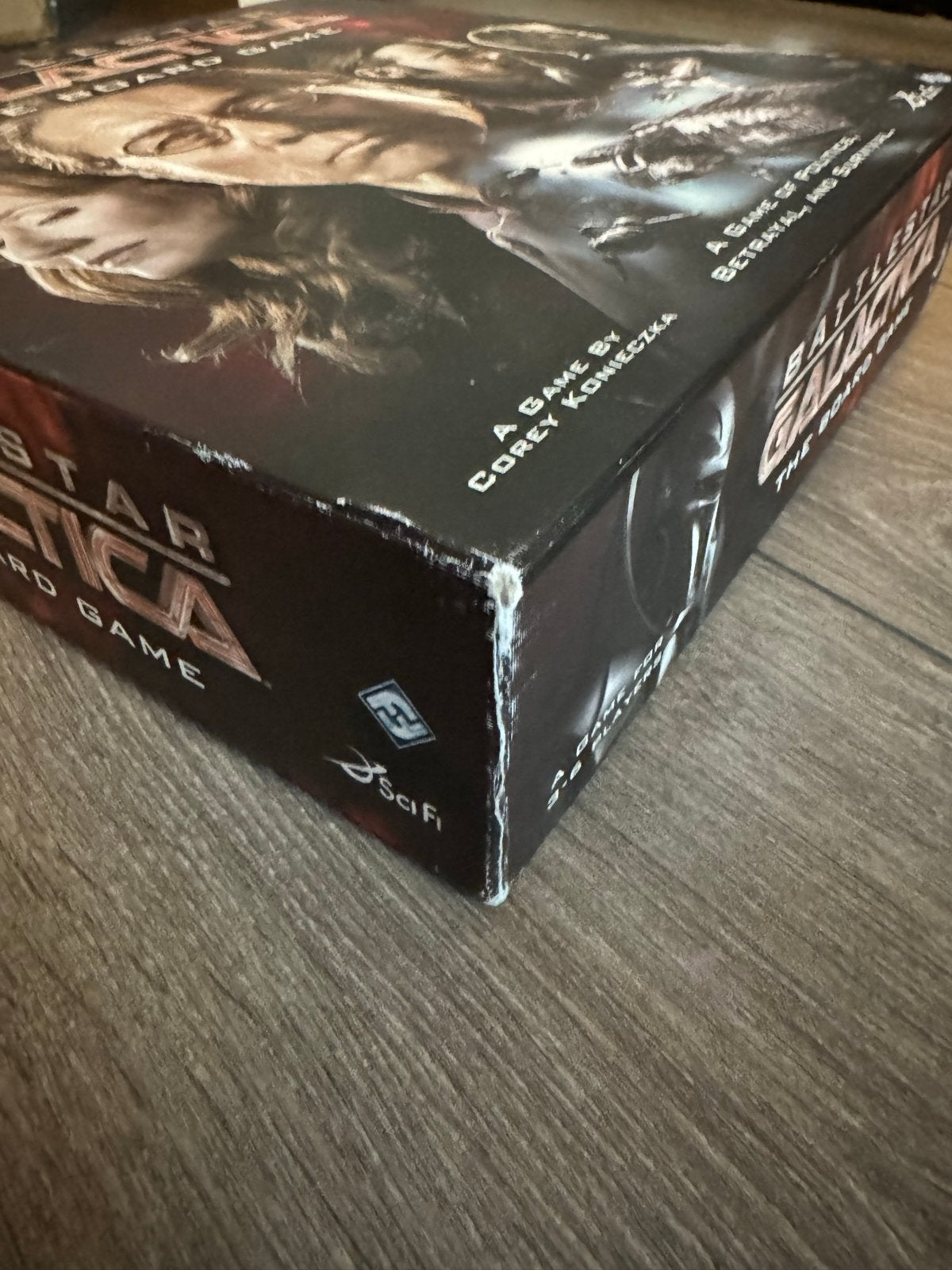 Battlestar Galactica: The Board Game - Fantasy Flight Games, Drie of vier spelers, Ophalen of Verzenden, Gebruikt