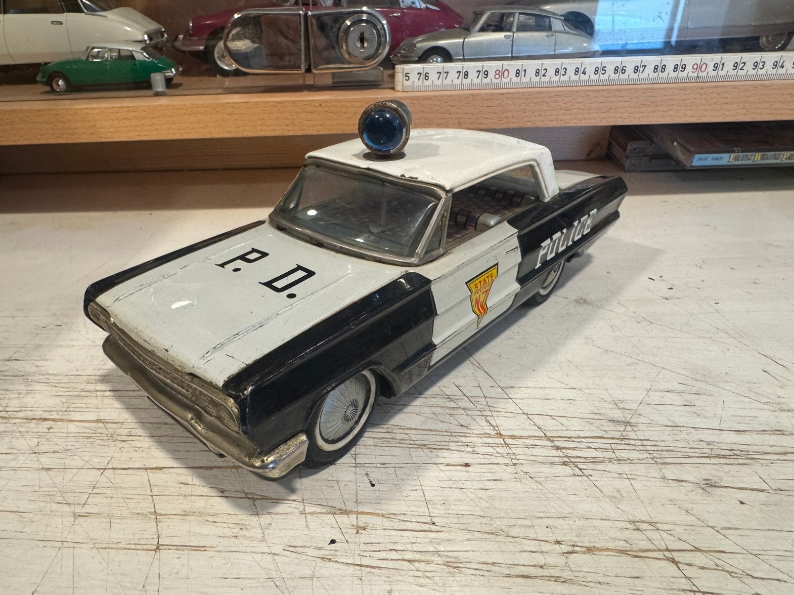 Oude Blikken Chevrolet Police Department Japan 20 cm, Antiek en Kunst, Ophalen of Verzenden