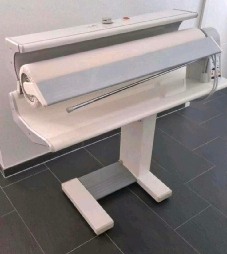 MIELE Strijkmachine Strijkrol Mangel Met STOOMFUNCTIE, Ophalen, Zo goed als nieuw
