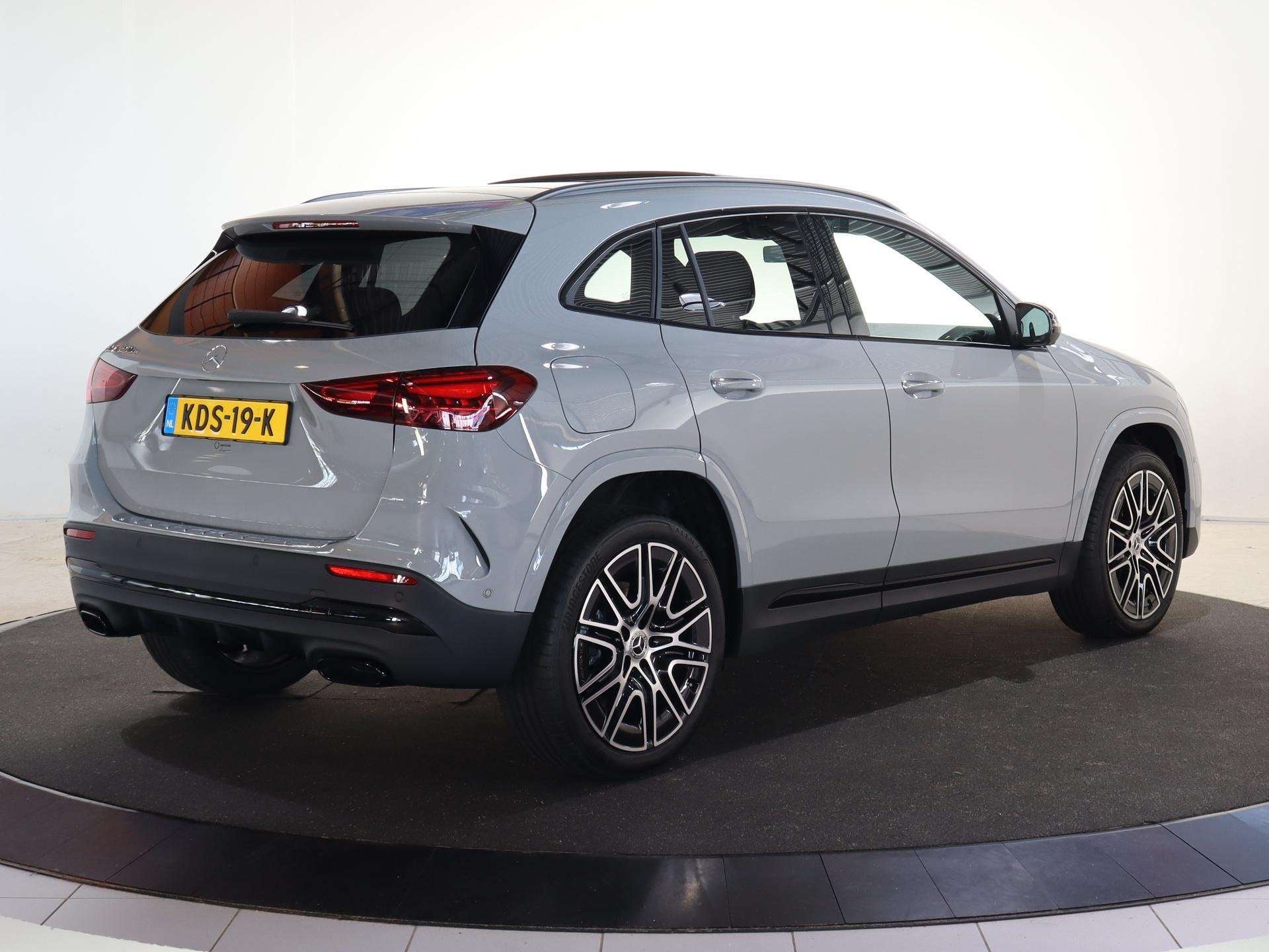 Mercedes-Benz GLA 250e Business Solution AMG | Night | AMG L, 1800 kg, 4 cilinders, 16 kWh, 163 pk