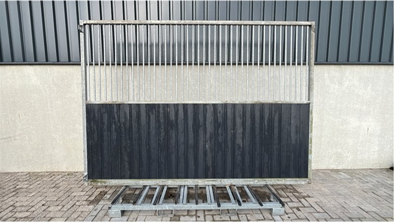 Premium tussenwand boven tralies | zwarte kunststof planken, Dieren en Toebehoren, Weidegang