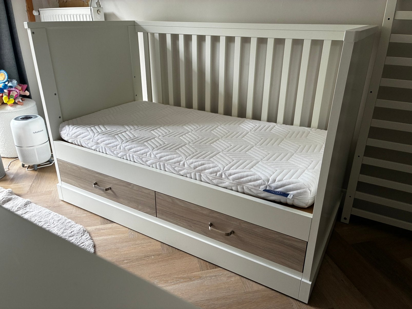 Kidsmill meegroei ledikant met matras 70cm bij 140cm, Kinderen en Baby's, Ophalen, Gebruikt, Ledikant