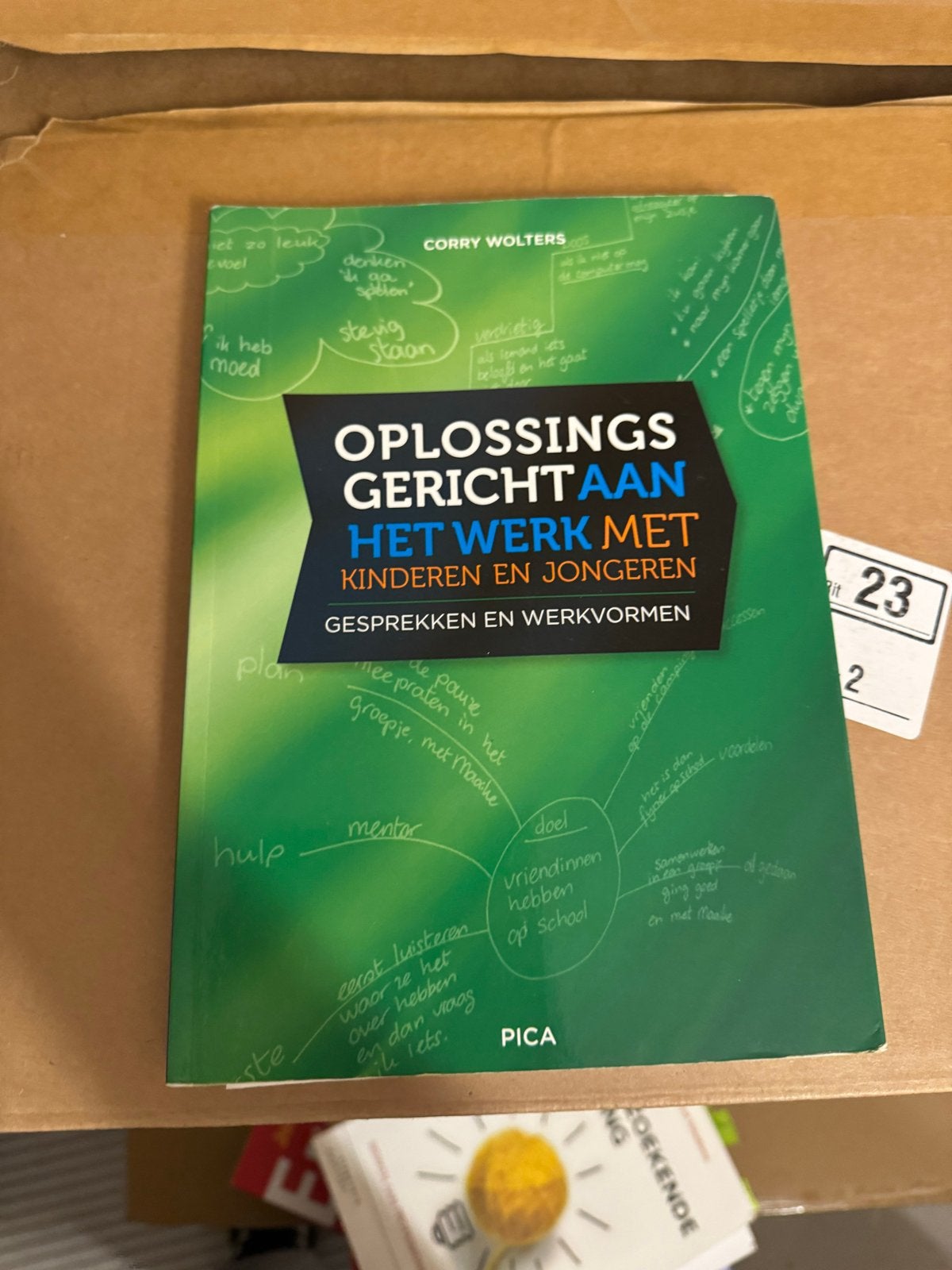 Oplossingsgericht werken met kinderen en jongeren, Ophalen of Verzenden, Gamma, Zo goed als nieuw, HBO