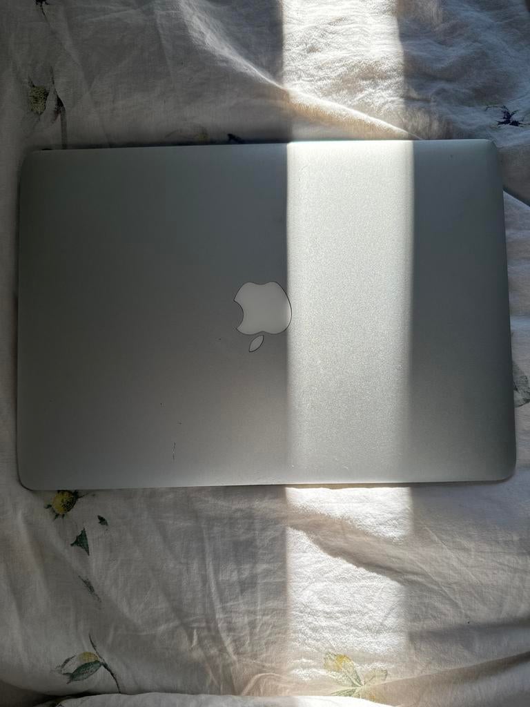 MacBook Air Apple defect voor onderdelen, Computers en Software, Apple Macbooks, Niet werkend, MacBook Air, 13 inch, Ophalen of Verzenden