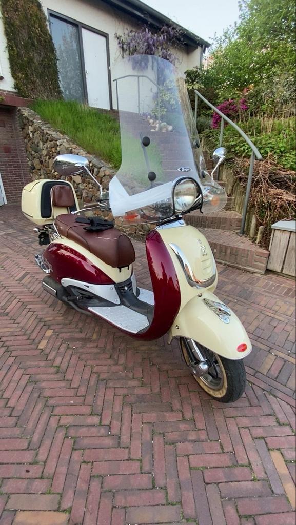 Agm retro met Begrenzer en 80cc Kit - Ultieme Sleeper, Overige merken, Ophalen of Verzenden, Zo goed als nieuw, Benzine
