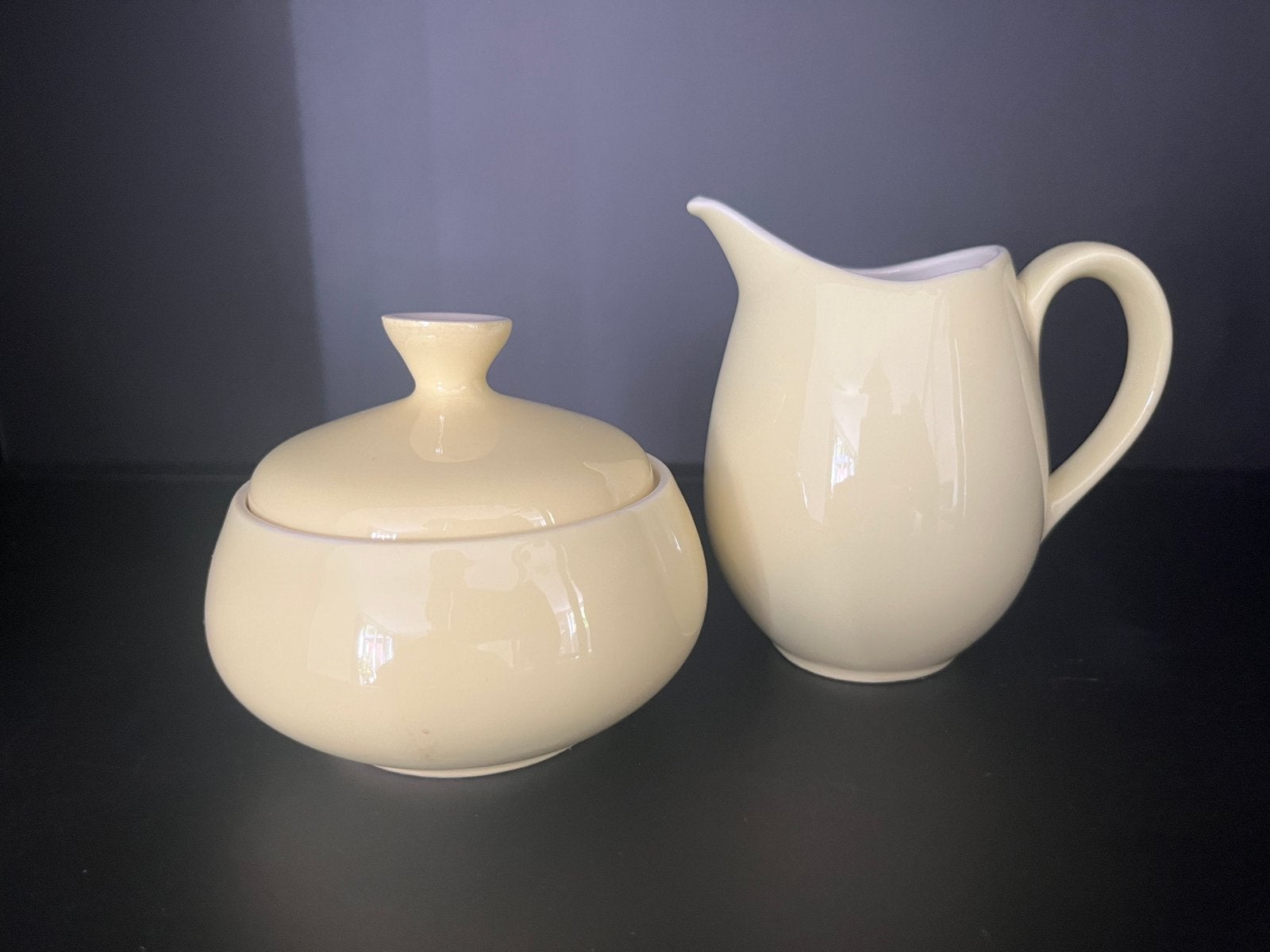 Pastel Regout Riga Roomstelletje., Antiek en Kunst, Antiek | Servies los, Ophalen of Verzenden