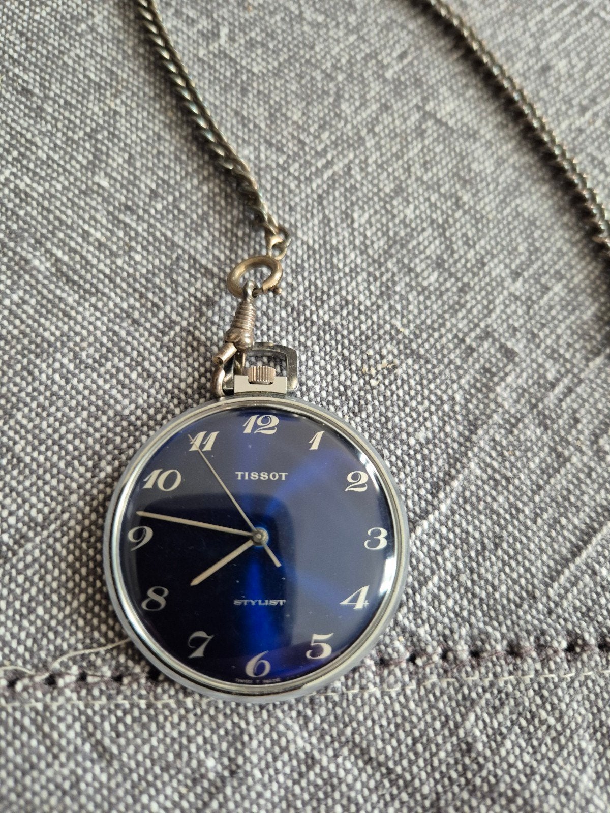 Tissot Stylist Zakhorloge met Ketting - Vintage Blauw, Sieraden, Tassen en Uiterlijk, Horloges | Antiek, Overige materialen, Zakhorloge