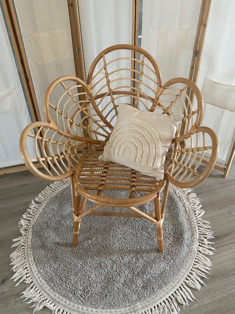 Rotan stoel lotus / bloem, Ophalen, Bruin, Riet of Rotan, Zo goed als nieuw