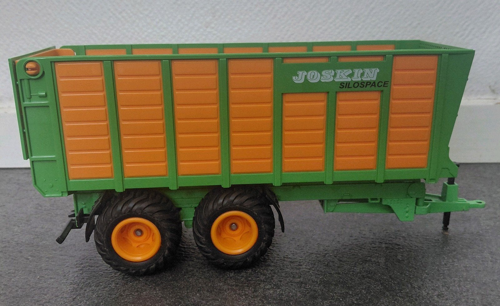 Siku 2873 Joskin Silagewagen 1:32, Ophalen of Verzenden, Zo goed als nieuw