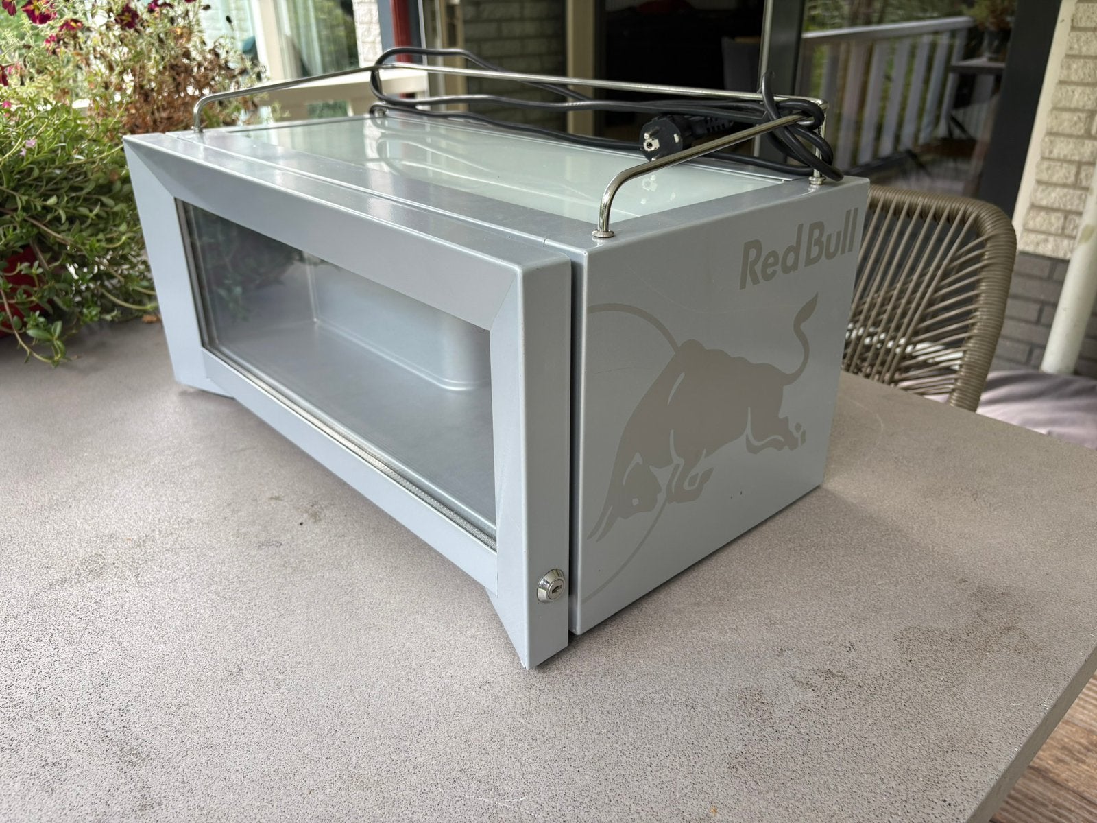 Redbull minifridge, Witgoed en Apparatuur, Koelkasten en IJskasten, Minder dan 75 liter, Ophalen, Zo goed als nieuw, Zonder vriesvak
