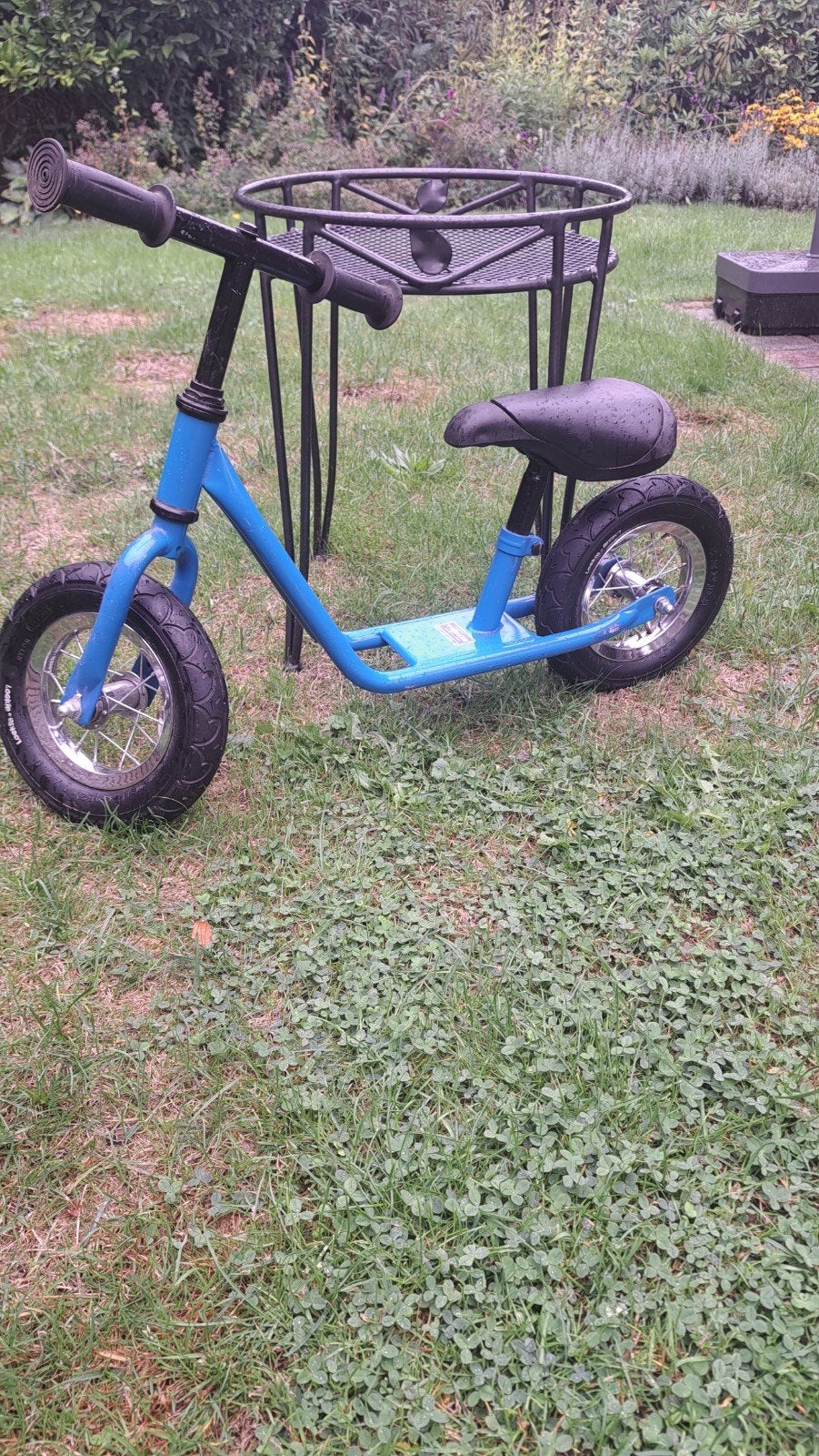 te koop een LOEKIE loopfiets.. z.g.a.n. € 35,00, Ophalen, Zo goed als nieuw, Minder dan 16 inch, Loekie