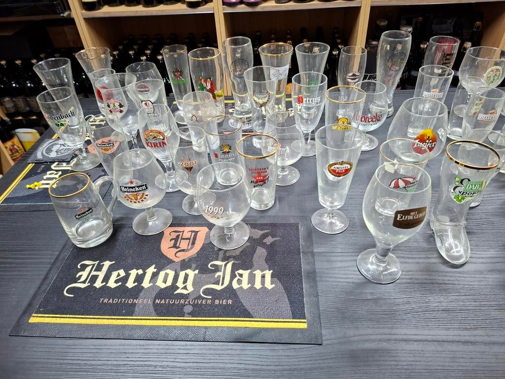 Grote verzameling oude bierglazen - diverse merken, Verzamelen, Biermerken, Nieuw, Glas of Glazen, Heineken, Ophalen