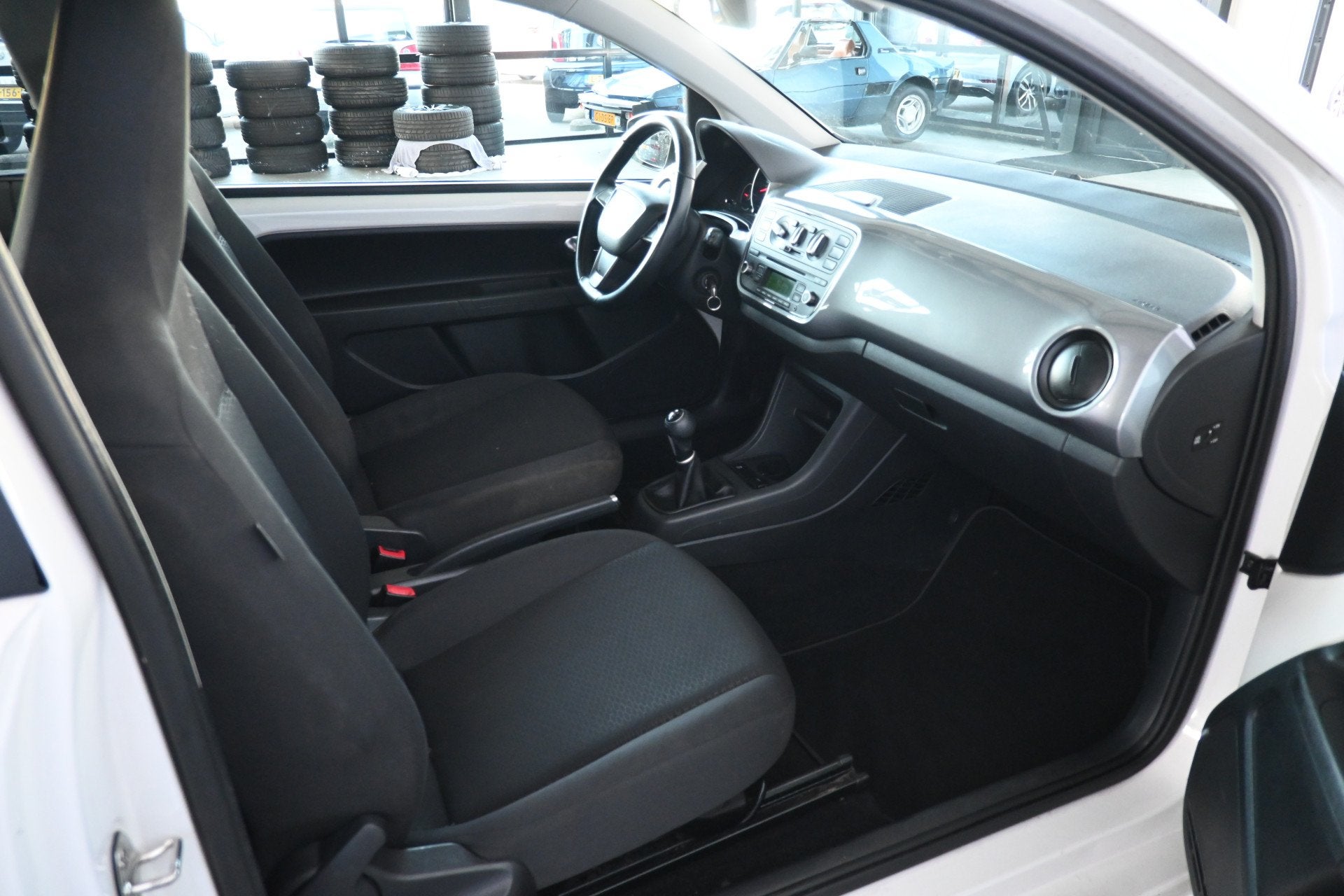 SEAT Mii
