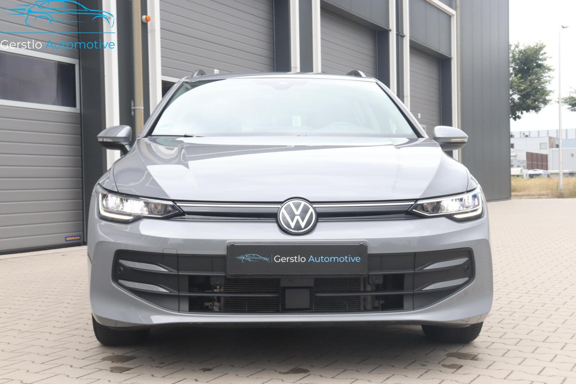 Volkswagen Golf Variant 1.5 eTSI Facelift Garantie 07-2029, Auto's, Dealer onderhouden, Stof, Zwart, 4 cilinders