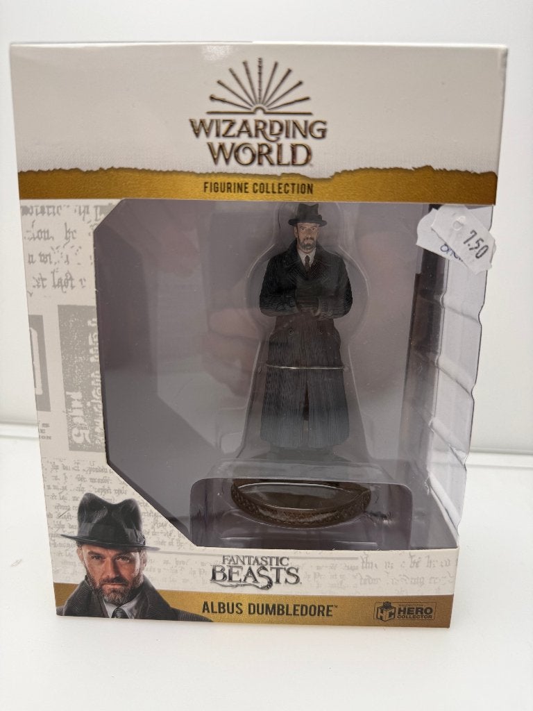 Albus Dumbledore Fantastic Beasts figurine 1:16, Verzamelen, Gebruikt, Adres onbekend, Mail@onbekend.com, Ophalen of Verzenden