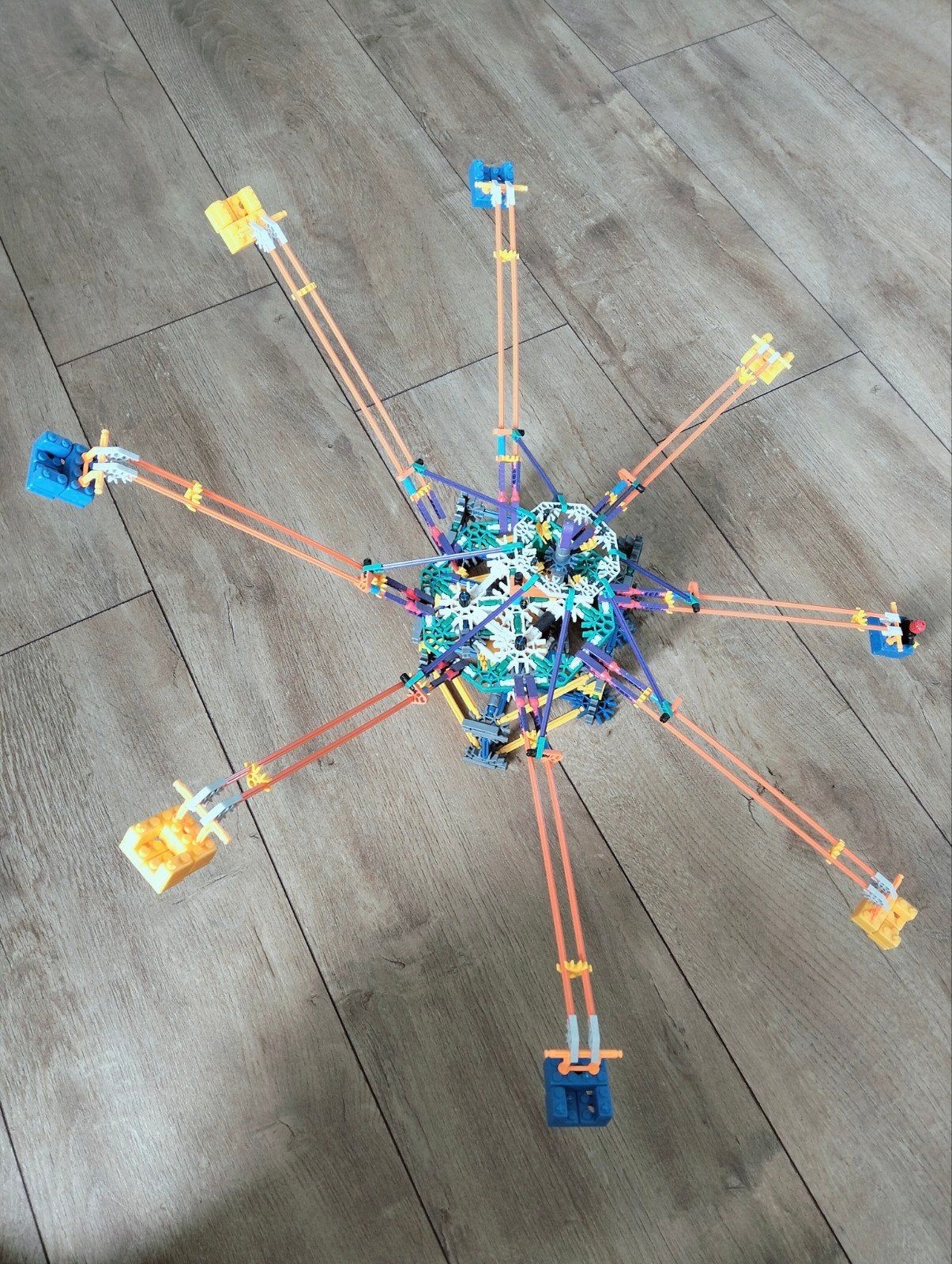 K'nex Octopus Whirl - Compleet met doos en motor, Ophalen of Verzenden, Zo goed als nieuw, K'nex